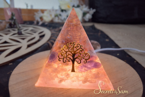 Orgonite Quartz rose, améthyste et cristal de roche 5cm