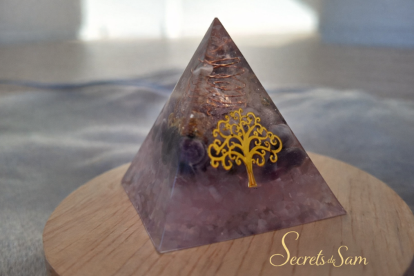 Orgonite Quartz rose, améthyste et cristal de roche 5cm